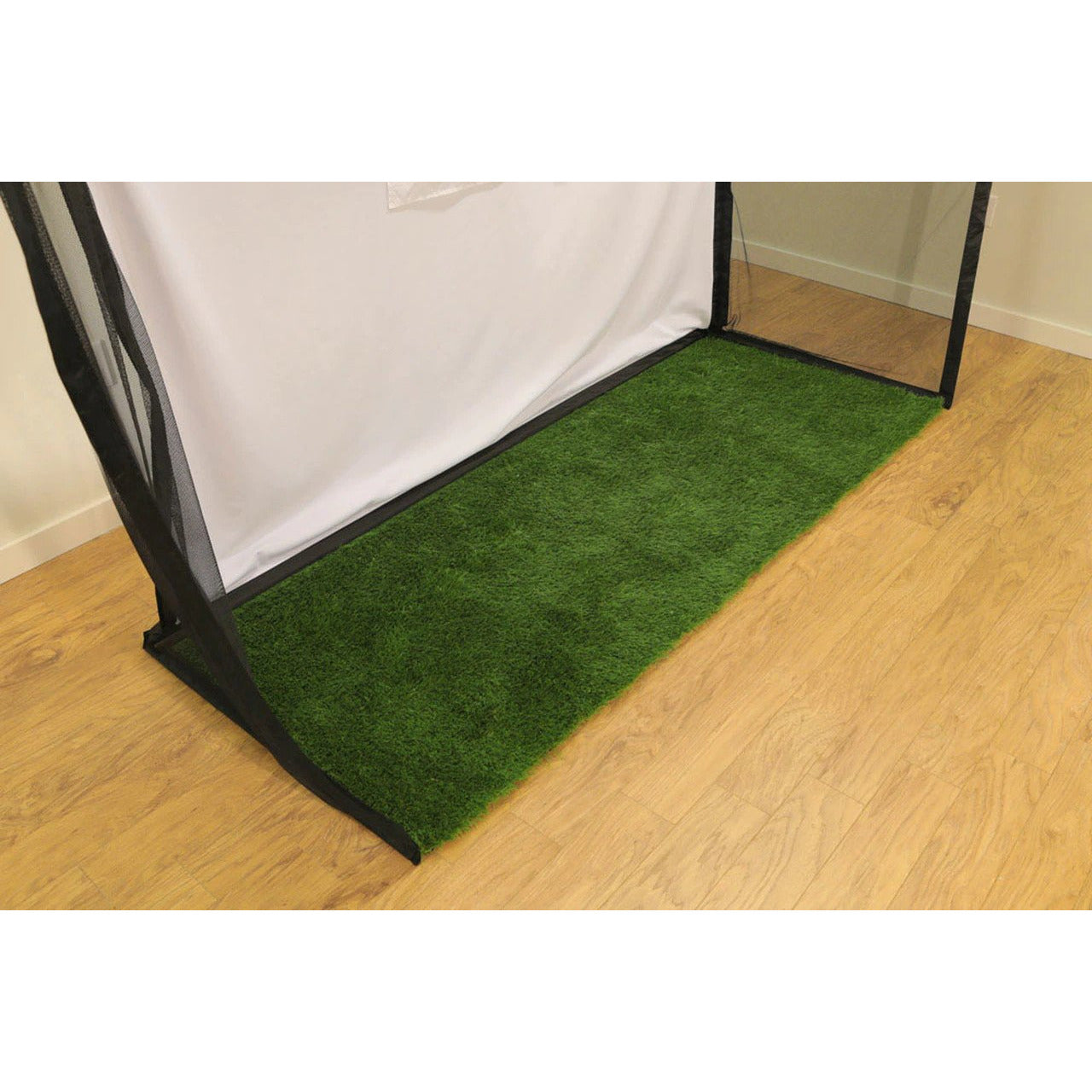 HomeCourse Landing Pad Turf - StrikinGolf